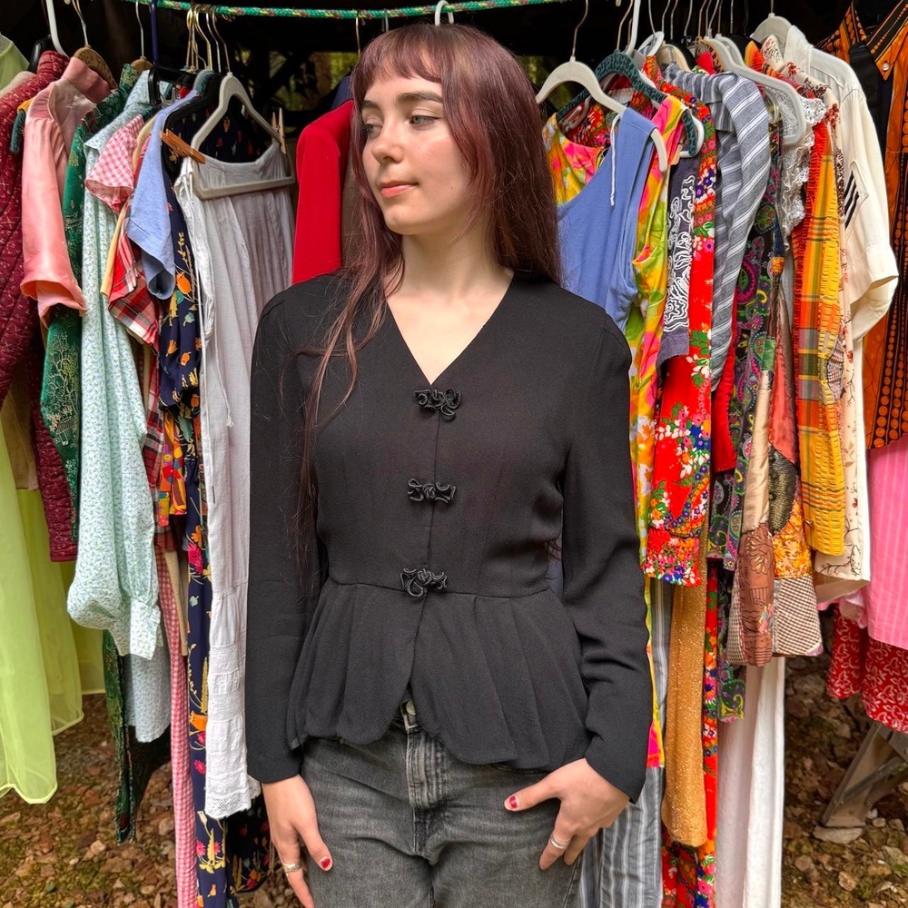 90s black rayon long sleeve peplum blouse w/ silk frog buttons